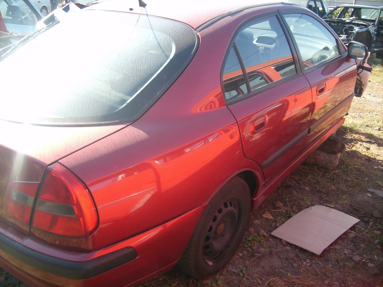 mitsubishi carisma 1,3 2003г сальник привода